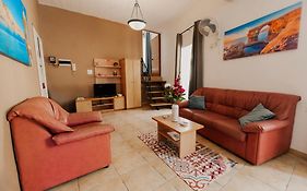 Gelmif Apartments